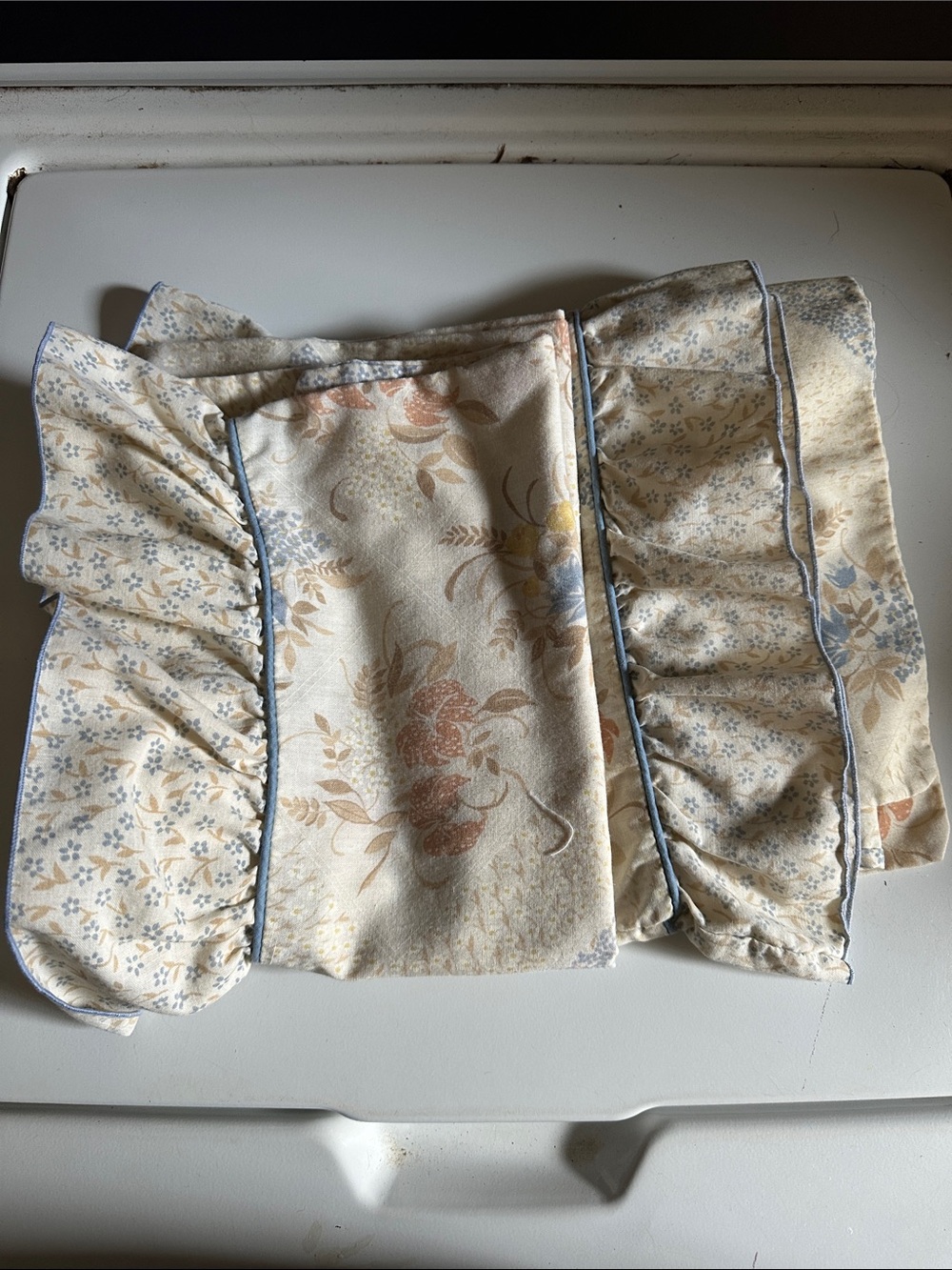 TasteMaker Floral Pillow Shams in Cream and Dusty Blue